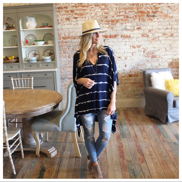 Navy tie dye loose boho tunic - Picture 2 of 3